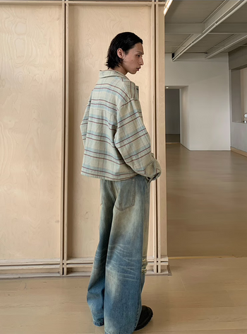 POH P-P117 水洗做舊補丁彎刀牛仔褲