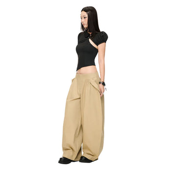 IUE STUDIO - T-U200 XINXIN IN BLACK TOP