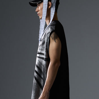 NEISH - Fracture Scarf Hood (白色）