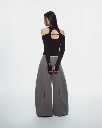 BUNNYHILL - T-B163 CASPIAN LONG SLEEVE TOP 高領鏤背上衣