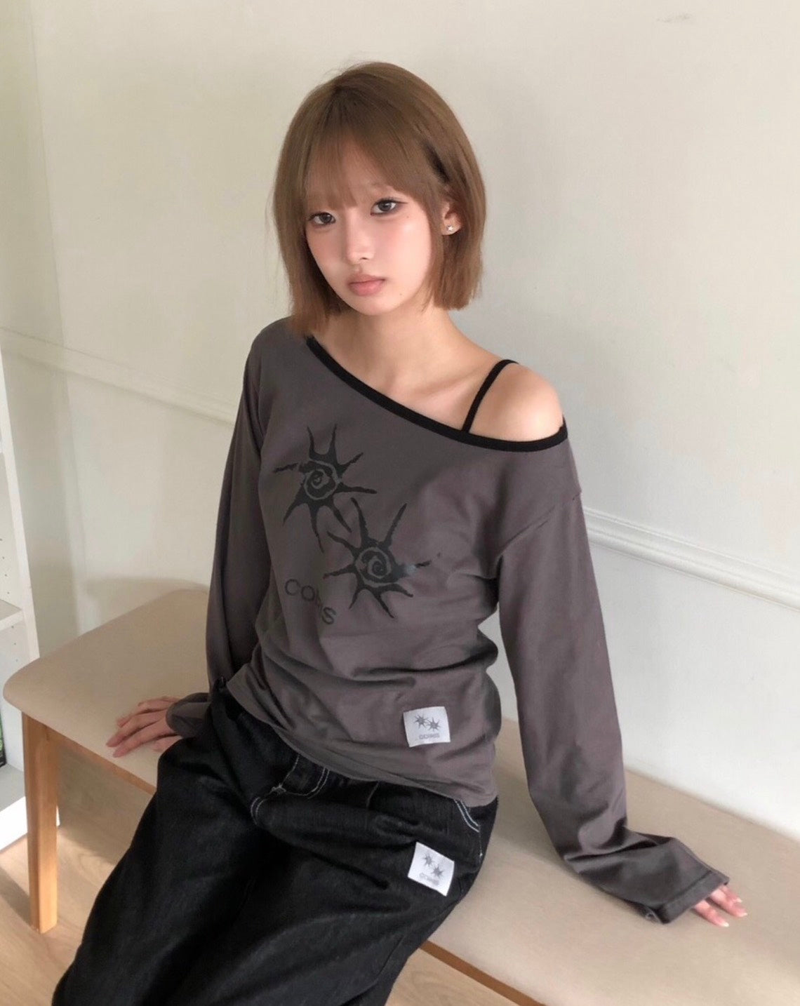 COIRIS - SOLUNA ONE SHOULDER LONG SLEEVE T 單肩長袖T [炭灰] T-C1006