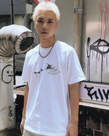 CARRYON × LOWKEY 26SS LOWFREQ VOL.3 聯名款短T 白色  T-C1104