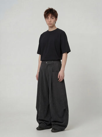 【GUBAN】P-D124 燈芯絨皺摺廓形彎刀長褲